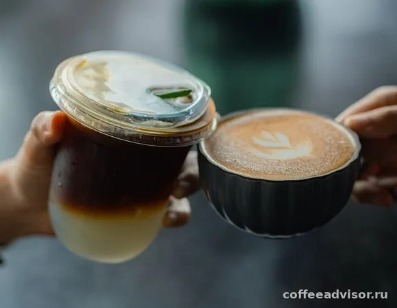Матча-латте на кокосовом, кофе с лавандой и еще 5 растительных напитков, которые вытесняют классику